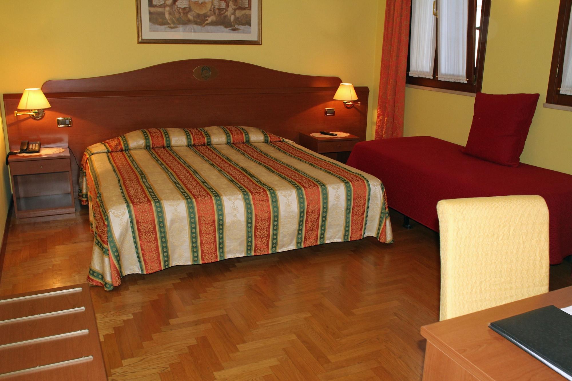 Hotel Antico Moro Chirignago-Zelarino Exteriör bild